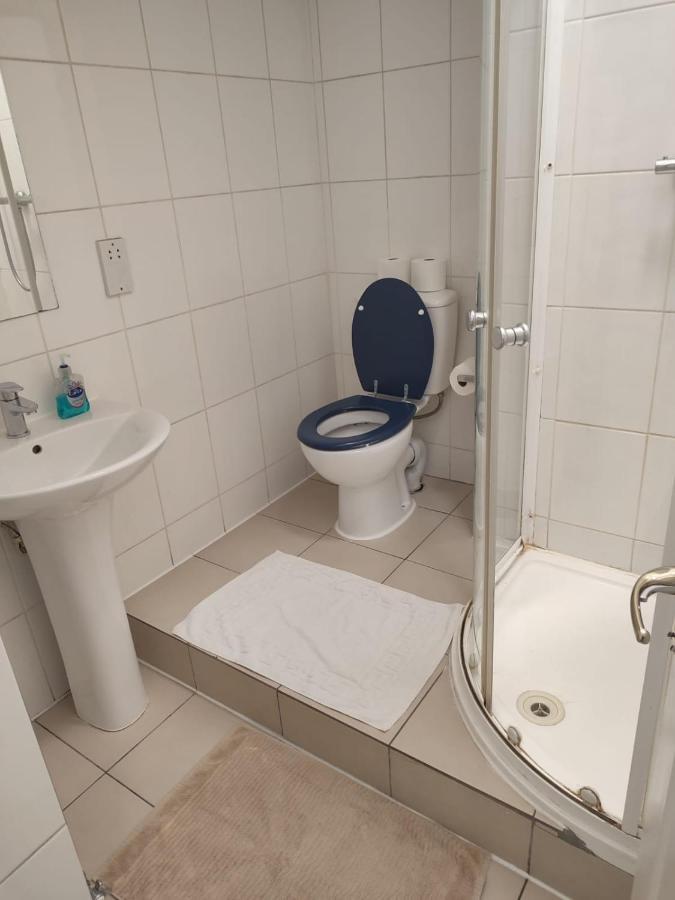Room At 264 ロンドン エクステリア 写真